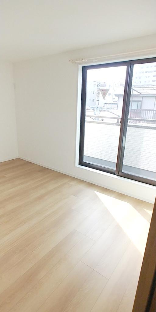 Townhouse with Lodging Income in Tokyo — photograph 5