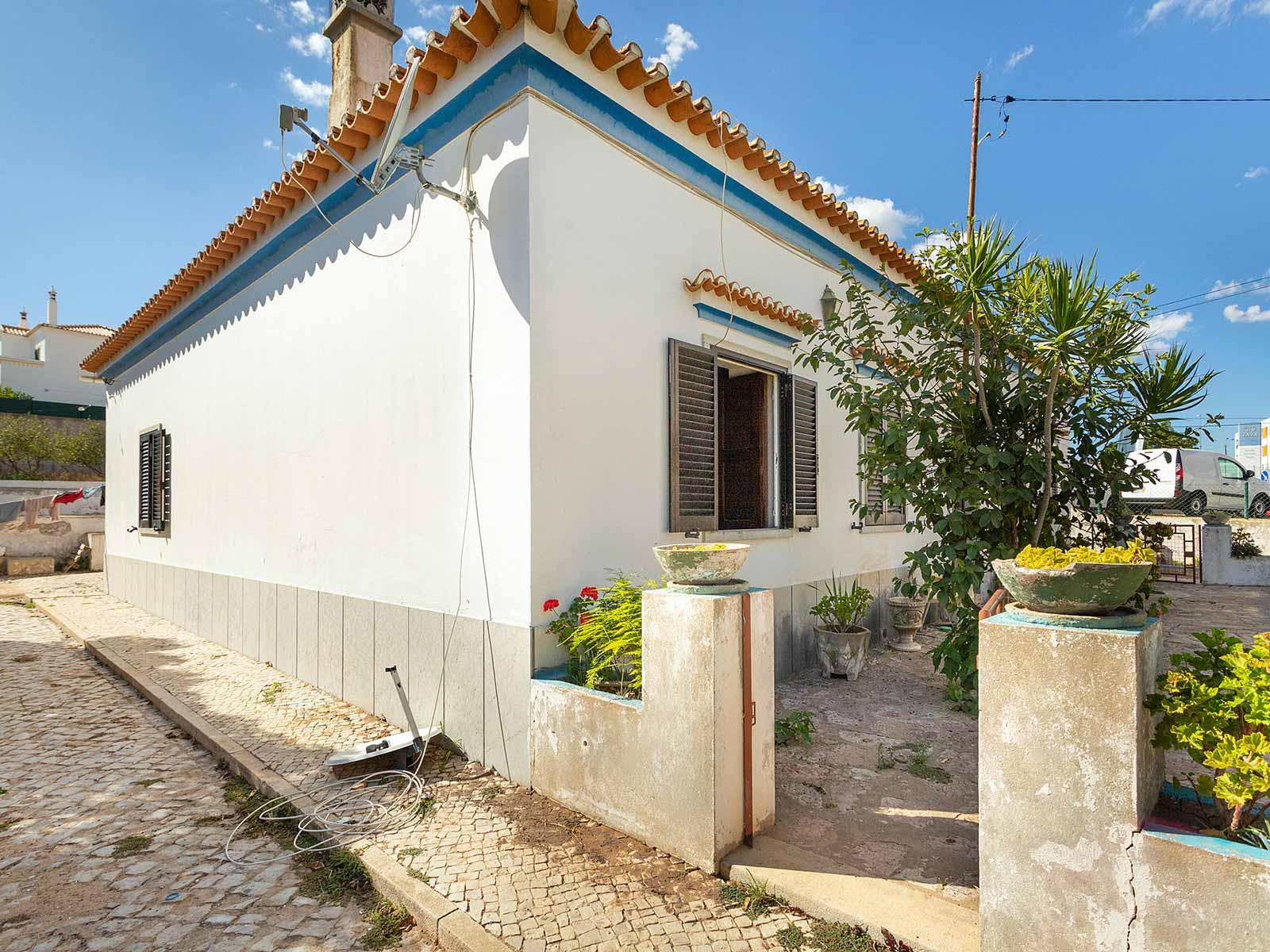5-Bedroom House in Silves — photograph 2