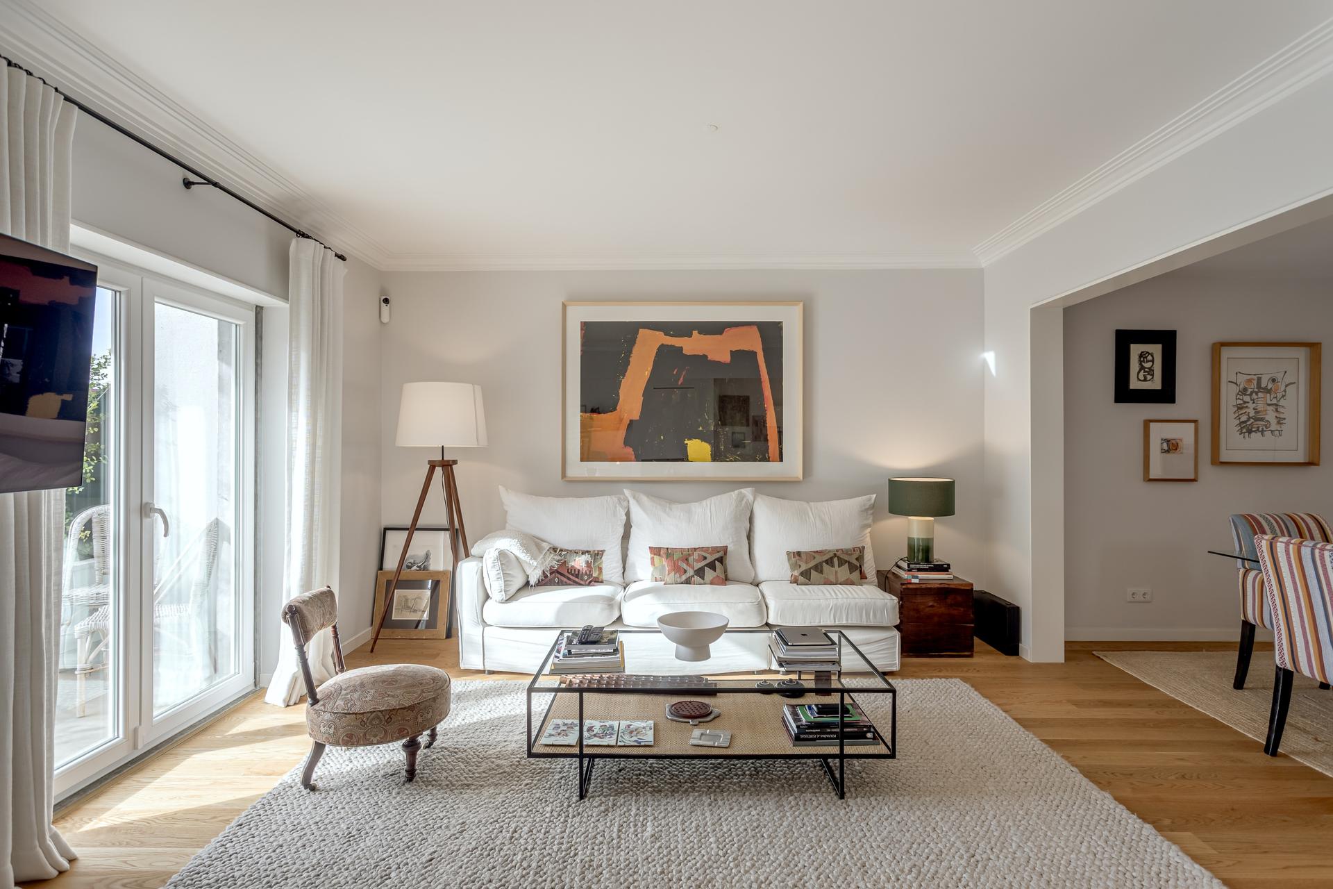 4-Bedroom House with Garden in Cascais — photograph 4