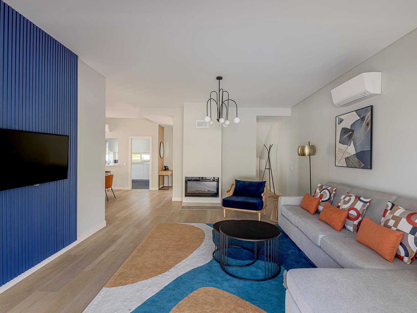 4-Bedroom House in Loures — photograph 5